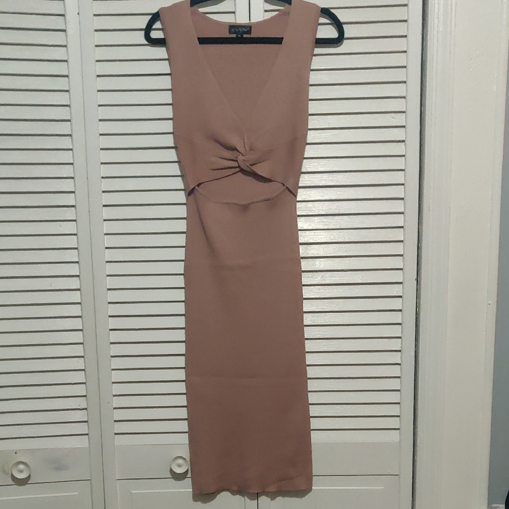 Say What? Midi Dress in Dusty Pink